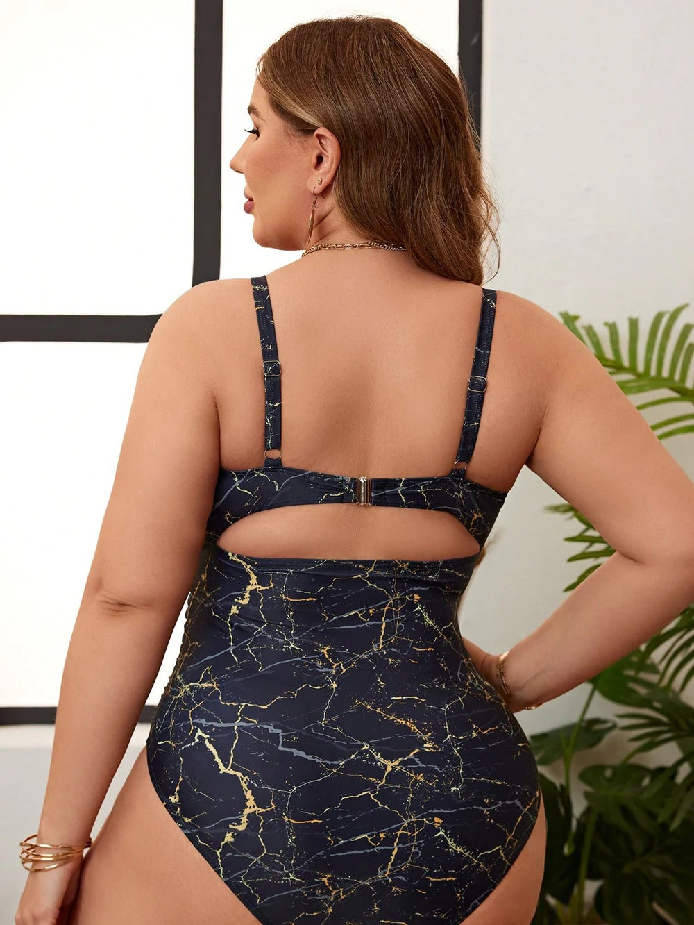 Maiô Feminino Com Estampa De Marmore Ashe Plus Size